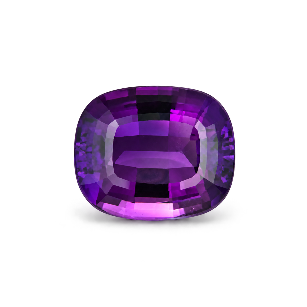 Amethyst gemstone selected for custom jewelry by Studio ALOI Dubai